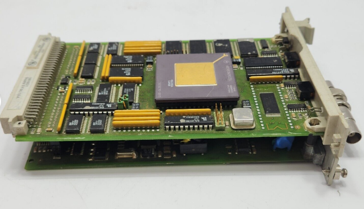 Компактный Honeywell PLC FSC Ethernet Module 10018E1 Доступный на складе 2 кг Размеры 350x120x50 мм