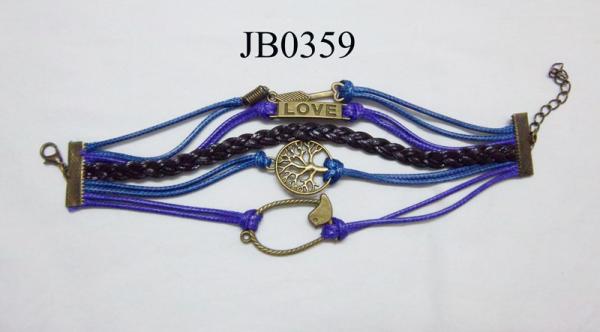 hipanema bracelet/wristband