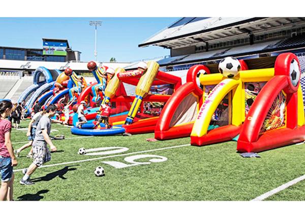 Colorful Inflatable Sports Games Customized Size EN71 Approved 1 Year Warranty