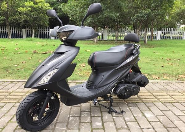 CM150T-12 Gas Motor Scooter , Gas Mopeds For Adults 85 Kmph Max Speed