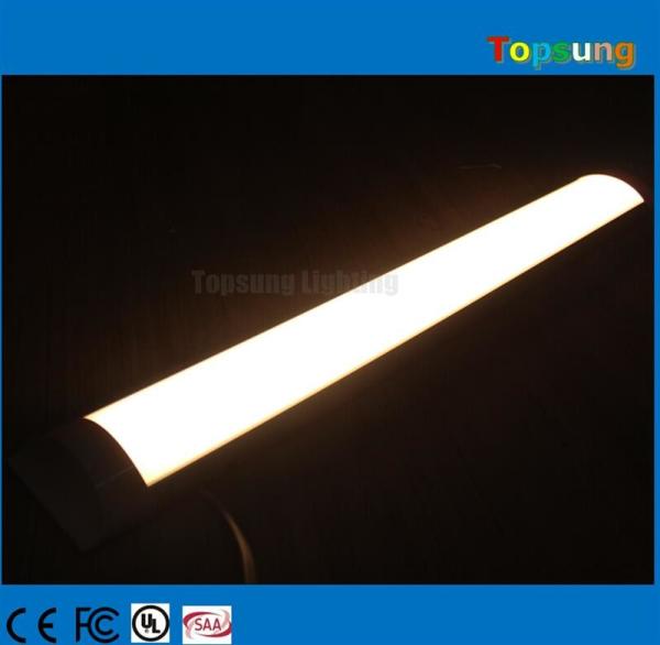 2ft 24*75*600mm Linear High Bay LED Lights Dimmable Waterproof IP41 Alumínio