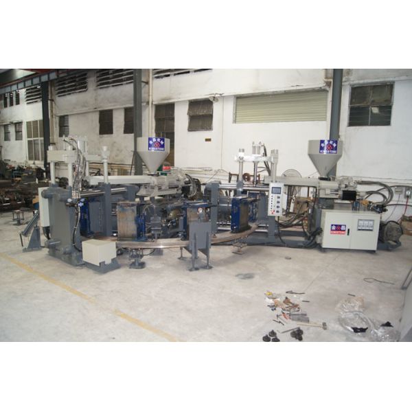 Automatic Rain Shoes Making Machine Production Line , Rotary Injection Molding Machine