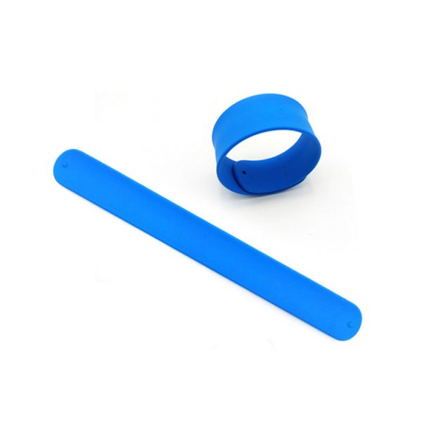Blue Appearance Custom Silicone Slap Bands Debossed / Embossed Logos In