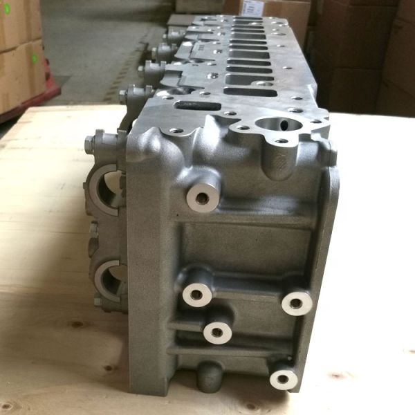 MITSUBISHI 4M41 Engine Cylinder Heads ME204200 1005B341 1005B340