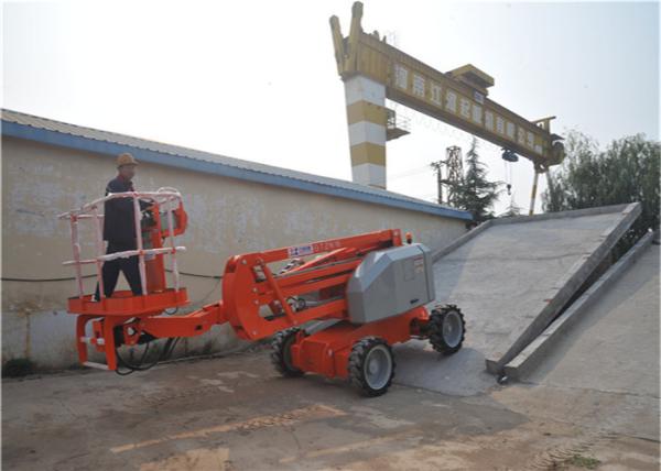 Telescopic Self Propelled Boom Lift 4*2 AC Drive With Manual Emergency Pump