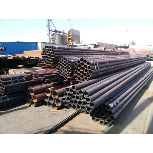 SA106 Round Seamless Steel Tubes Plain Ends Varnish Standarded