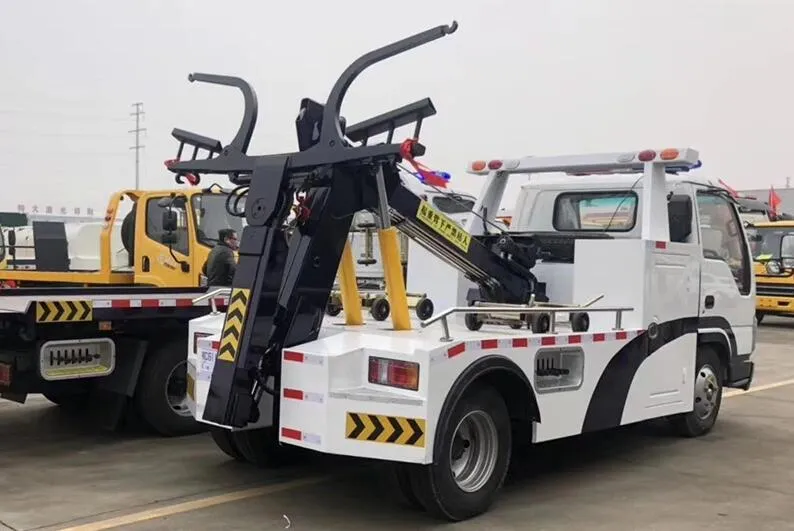 Isuzu New Road Recovery 3tons/4tons/5tons Car Wrecker Truck