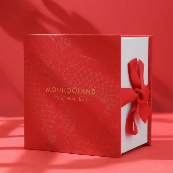 Gold Hot Stamping Rigid Cardboard Cosmetic Gift Box Packaging Book Shaped Folding