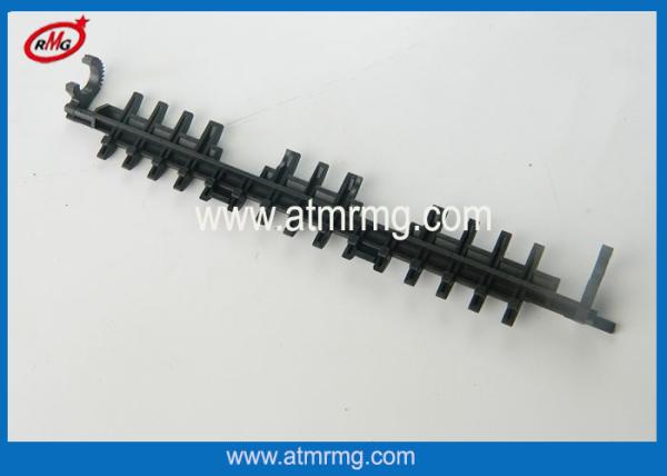2P006428-001 Plastic Hitachi ATM Parts HCM 3842 Wet - Ur Guide