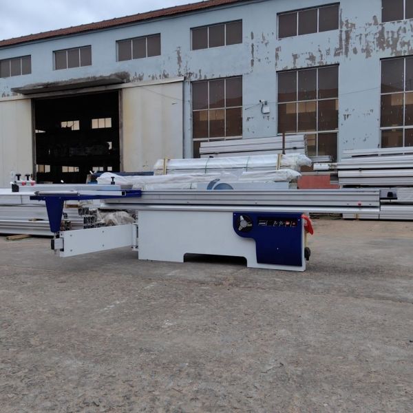 Style High Precision Wood Cutting Machine for 45 90 Degrees Woodworking Sliding Table