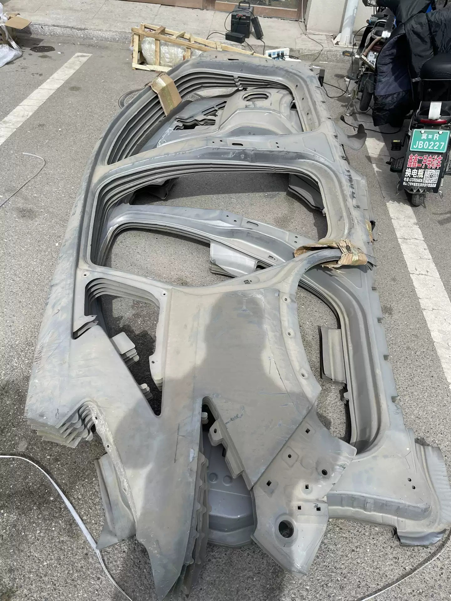 Infiniti QX50 2019 Body Sheet Metal Side Panel Assembly with Primer Some Doors Need Repair