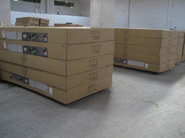 Deluxe 8FT Billiard Table For Adult , Modern Pool Table With Automatic Ball Return