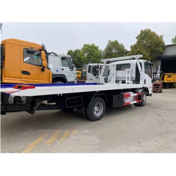 3 тонны аварийный автотранспорт ISUZU 4x2 плоскостольный буксирный автотранспорт