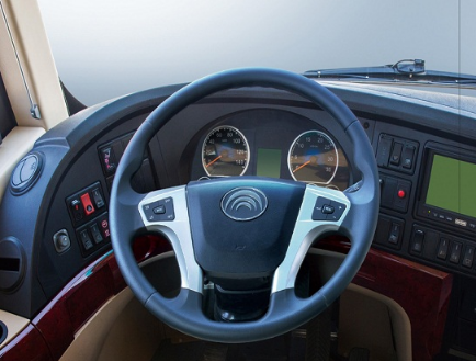 100000KM 51 Seats 2015 Euro IV Emission Air Bag AC Used YUTONG Luxury coach Bus