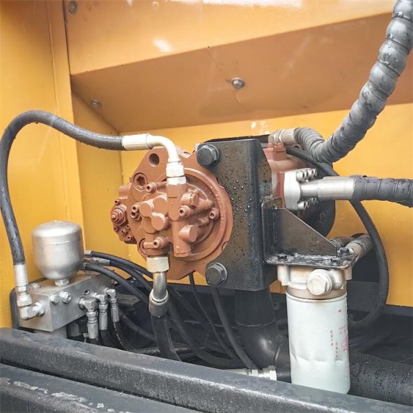 Excavadoras hidráulicas de 20 toneladas usadas Hyundai 220 en venta promocional