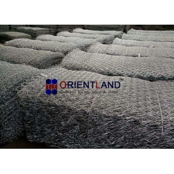 Earth Retaining Wall Gabions Galvanized Hexagonal Wire Mesh