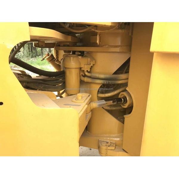 Secondhand Caterpillar 966F Front Wheel Loader with 966F Model in Good Condition