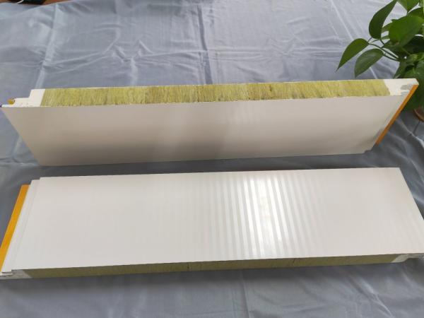 Painel de sanduíche de alumínio à prova de fogo para a categoria A 50mm-200mm do telhado