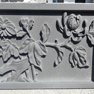 Production et vente de sculptures en relief mural en matériau de construction en