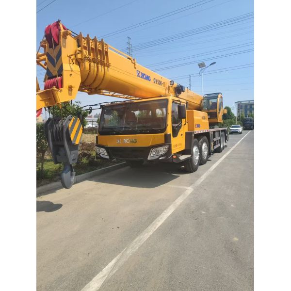 Advanced Truck Crane With 50 Ton Loading Capacity And 55m Max Lifting Height