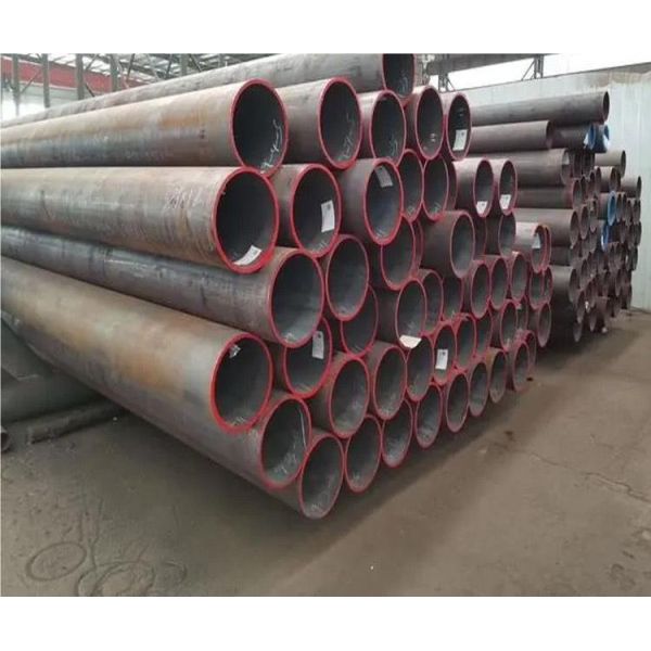 ASME SA 105 Углеродная цепная стальная труба 200 мм Малый диаметр трубы с отличной прочностью для нефтеперерабатывающей промышленности