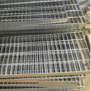 Hot Dipped Galvanized Steel Grating Drain Covers with Angle Bearing Edge and Customizable Sizes