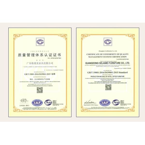 Las piernas de madera sólidas ISO18001 de los azules marinos del ODM de la tela de la silla de madera de la tapicería aprobaron