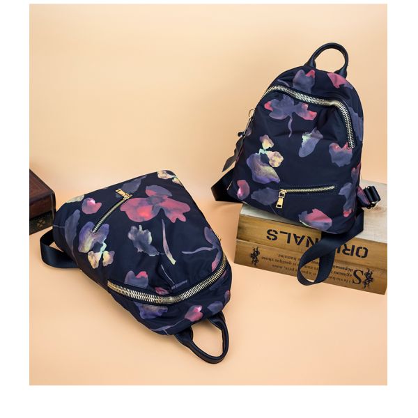 Double Shoulder  Girl Backpack Spring Summer Leisure And Camouflage Fashion Light Travel 2017 New Backpack