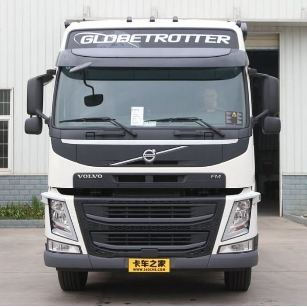 Volvo FM 420 Trailor Truck with Radial Tire Design and 351-450hp Horsepower
