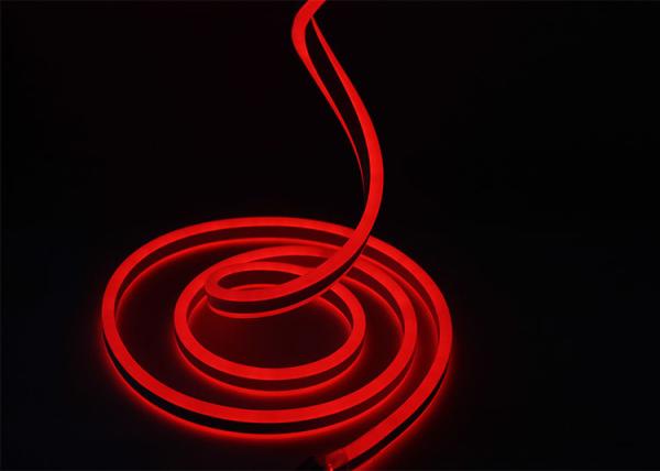 IP65 imperméabilisent les lampes au néon flexibles menées, tube au néon rouge de câble de lumière de corde