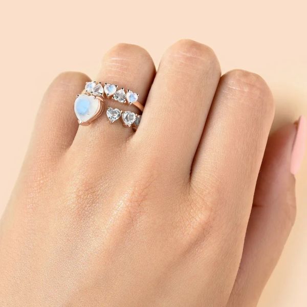 Ультрамодное кольцо для лакомства драгоценных камней формы сердца кольца Moonstone женщин 925 стерлингового серебряного соответствуя штабелирующ кольцо