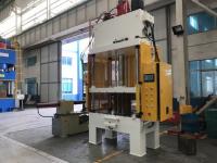 Piezas de automóvil que estiran formando el motor hidráulico de la máquina 80T que lleva la máquina de la prensa
