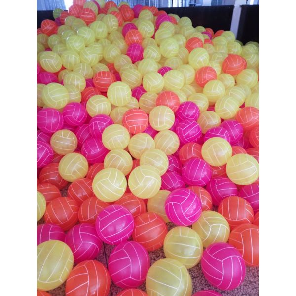 Customized Color Foam Balls For Kids , 15cm Kids Beach Volleyball