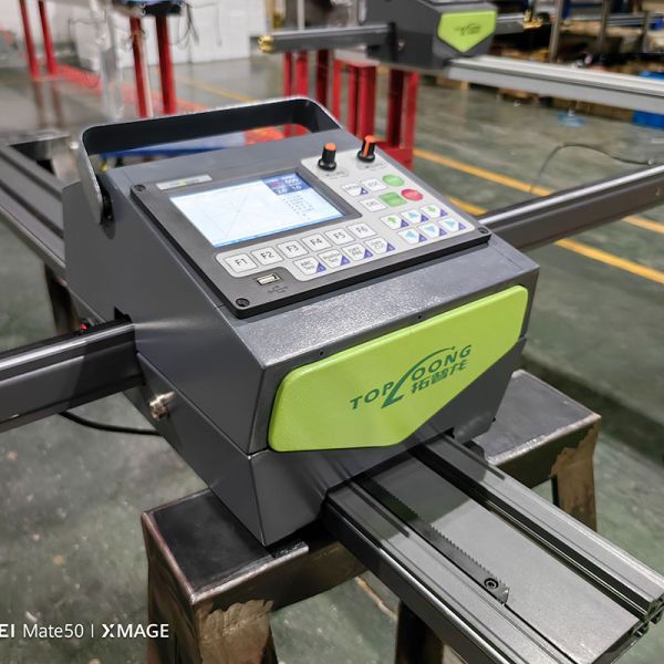 Small Plasma CNC Cutting Machine or Oxy-fuel Flame LGK 120 200 IGBT Power Source Duty Cycle Pantograph Esab Cross Bow
