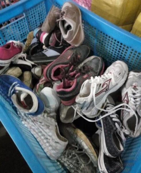 High quality/Grade A used shoes for Africa Market