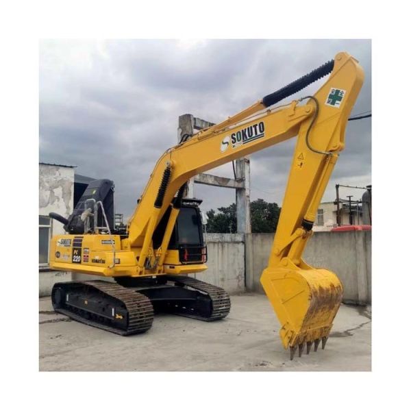 22 Ton Used Komatsu PC220-8 Excavators in Japan Good Condition and Low Operating Cost