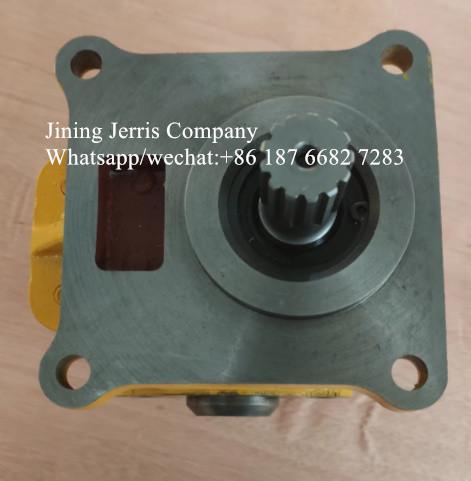 Shantui SD16 Bulldozer Transmission Pump 16Y-75-24000