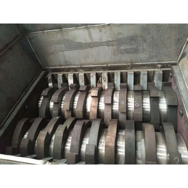 Waste Car Tire Shredder Prices/Plastic Crusher Shredder Machine Waste Paper Shredder