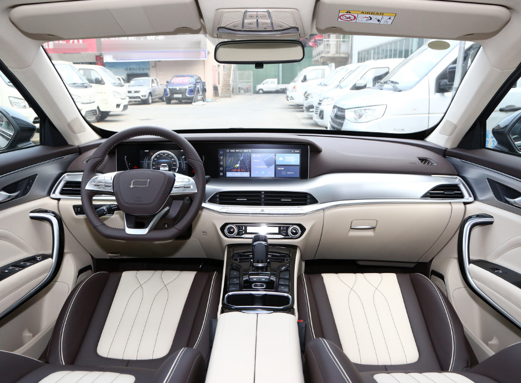 2023 2022 Faw Bestune T77 Автомобиль с 1.5T двигателем Бензиновые транспортные средства и радар передний задний