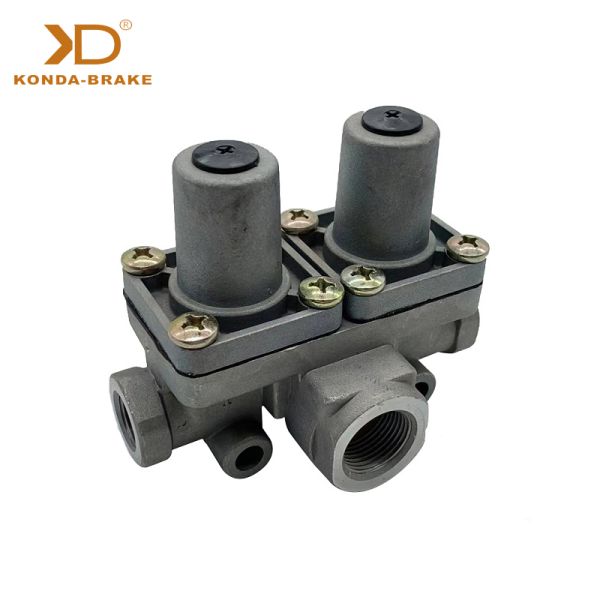 Two Circult Protection Air Brake Valve 9347000400 314008011 5000514869 0014314606 0867660 For MB DAFF