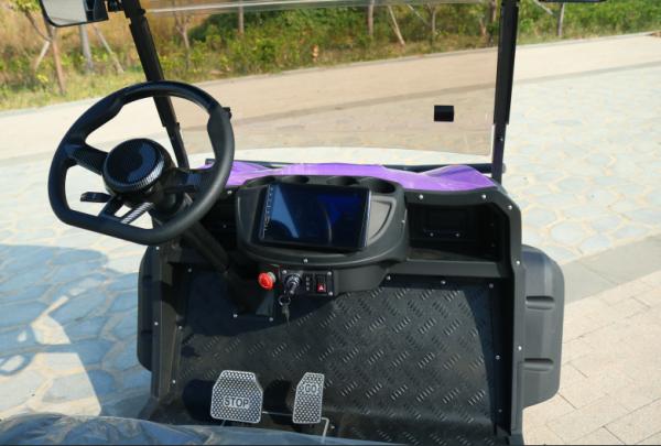 Caminhões de golfe equipados com pneus off-road e caixa de carga de liga de alumínio super capacidade de carga