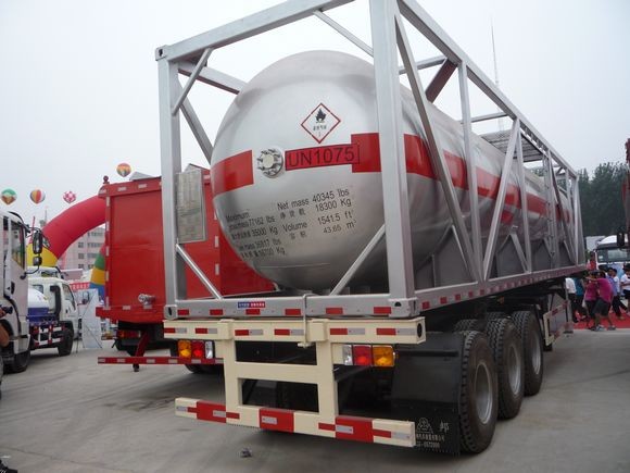 Anti - Wave Baffles Fuel Tanker Semi Trailer Low Maintenance High Strength Steel Plate