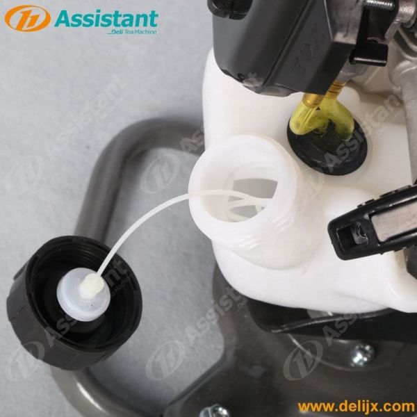 Plucking Gasoline Engine Drive Tea Harvester Machine DL-4C-S Mini Collection
