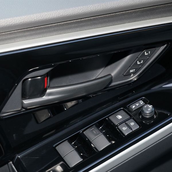 Продажа 2022 мест SUV двери 5 привода на четыре колеса 4WD средняя SUV Тойота bz4x высокой эффективности чистая электрическая 5 горячая