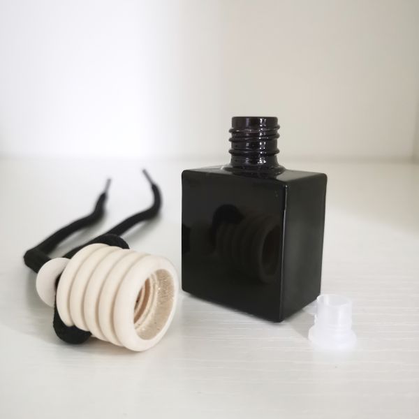 8ml Black Glass Car Perfume Bottle with Wooden Lid