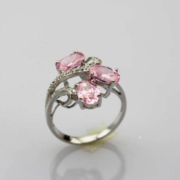 Fashion Jewelry 925 Silver Ring with Cubic Zircon Three Stones Ring(R0098)