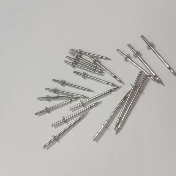 304 Stainless Steel Side Hole Long Needle Welding Sandblasting