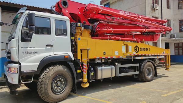 2025 Martillo camión de bombeo de hormigón de 38 m con chasis Sinotruck
