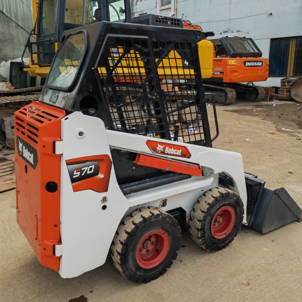 Multifunctional Used Skid Steer Loader BOBCAT S70 Doosan Bobcat 1 Ton Second Hand Mini Loaders