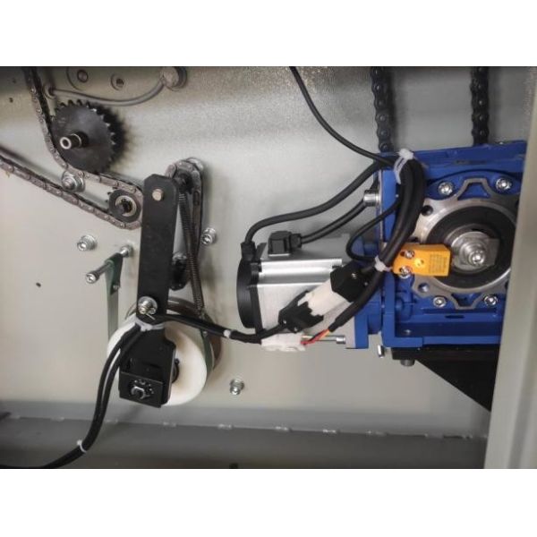 Control de temperatura por servomotor Máquina de envasado de flujo para frutos secos y frutos secos hinchados